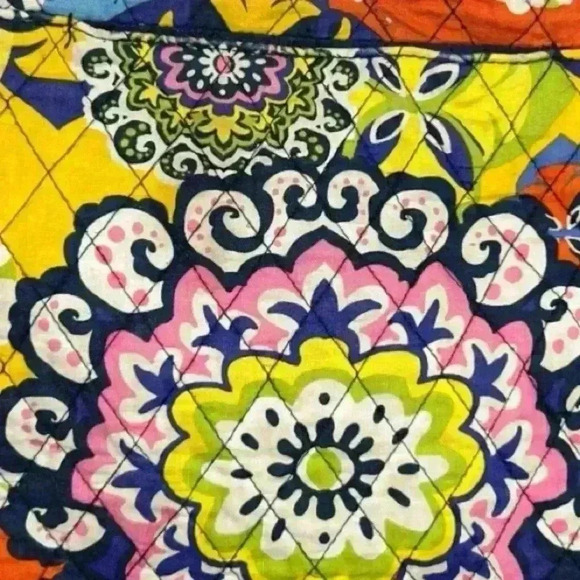 Vera Bradley Multicolored Crossbody Bag with sizzler and adjustable strap. - Picture 10 of 12